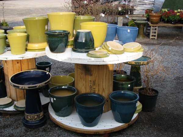 Pottery containers